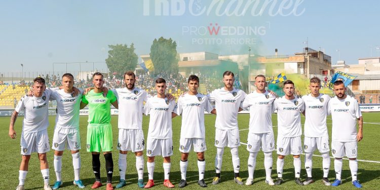 Audace corsara, Gladiator battuto 0-3