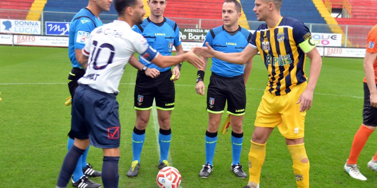 Taranto-Gravina 0-3, la fotogallery