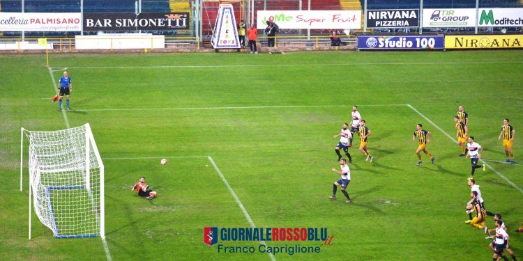 Taranto-Gravina 0-3, la fotogallery