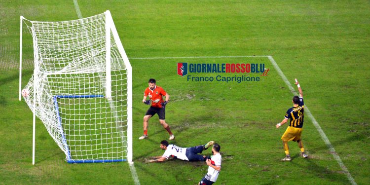 Taranto-Gravina 0-3, la fotogallery