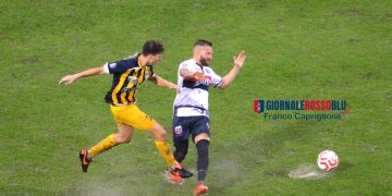 Taranto, black out sotto il diluvio