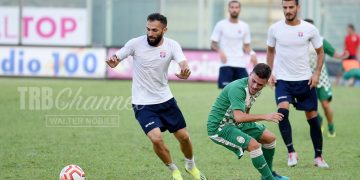 Taranto, rescissione con Marian Galdean
