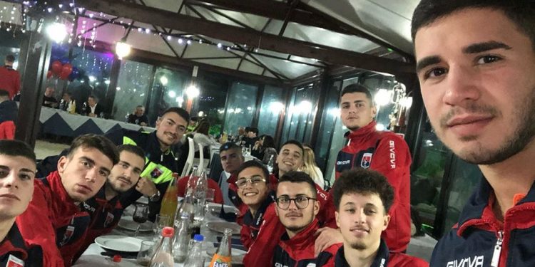 Taranto, cena natalizia per il settore giovanile. La fotogallery
