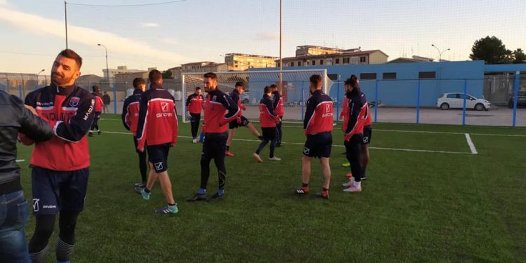 Taranto, ripresa con la visita dei tifosi “fuori sede”: la fotogallery