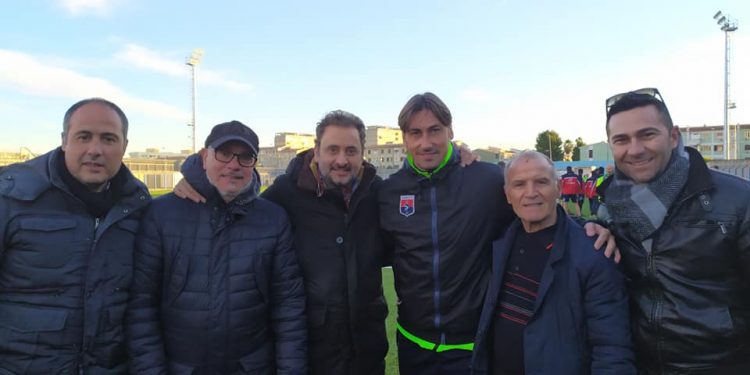 Taranto, ripresa con la visita dei tifosi “fuori sede”: la fotogallery