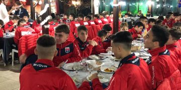 Taranto, cena natalizia per il settore giovanile. La fotogallery