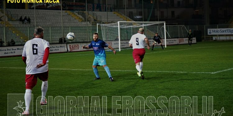 La Partita del Cuore a Taranto, la gallery dell’evento