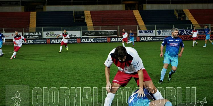 La Partita del Cuore a Taranto, la gallery dell’evento