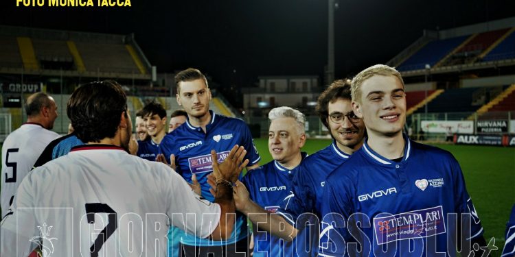 La Partita del Cuore a Taranto, la gallery dell’evento