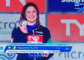 Nuoto, Benedetta Pilato è oro! Il video integrale della gara