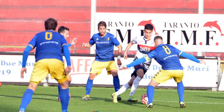 Taranto-Cerignola 2-2, la fotogallery
