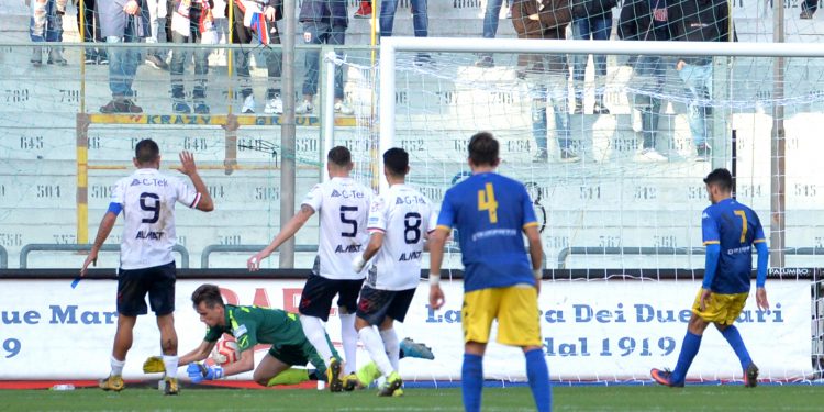 Taranto-Cerignola 2-2, la fotogallery