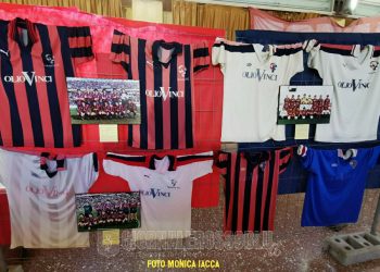 Taranto, quinta mostra di cimeli e maglie: la fotogallery