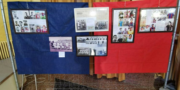 Taranto, quinta mostra di cimeli e maglie: la fotogallery