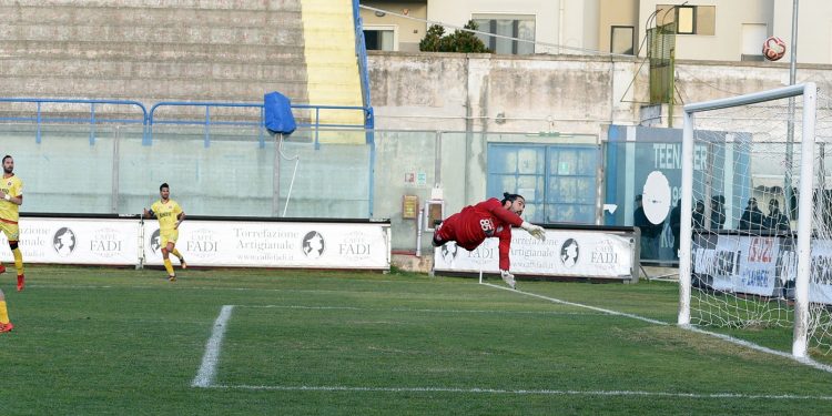 Brindisi-Taranto 0-2, la fotogallery