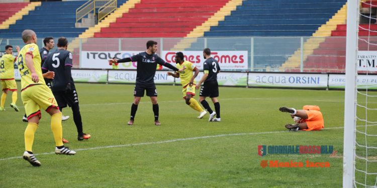 Taranto-Casarano 0-0, la fotogallery