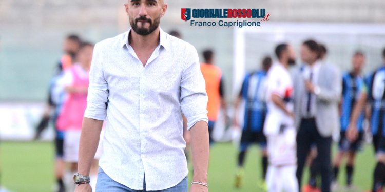 Gladiator, esonerato Pasquale Borrelli