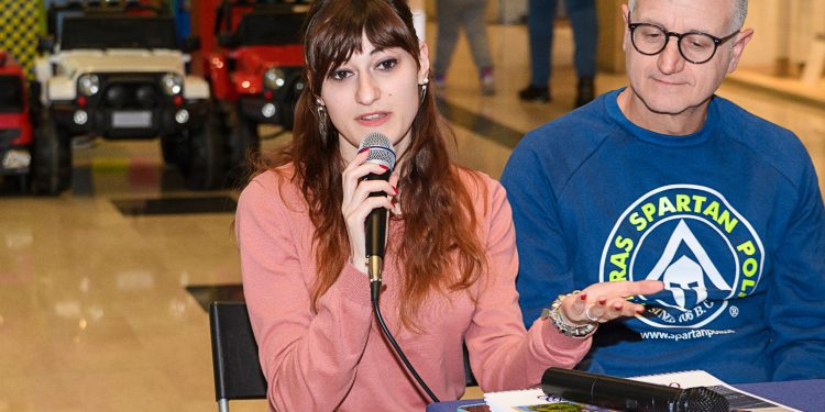 Premio Atleta di Taranto, consegnato materiale sportivo a quattro scuole elementari