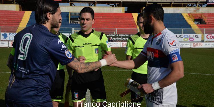 Taranto-Bitonto 0-0, i rossoblù strappano gli applausi ma non ottengono la vittoria