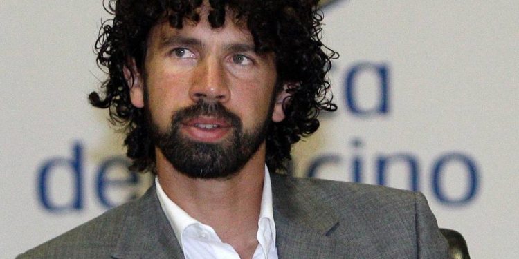 Tommasi, “Fermare il calcio è l’atto più utile al Paese in questo momento”