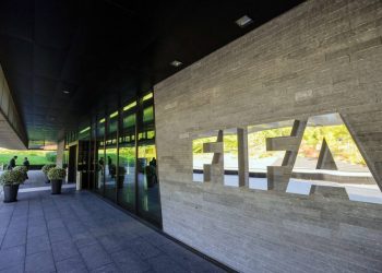 FIFA e OMS lanciano una campagna di prevenzione contro Covid-19