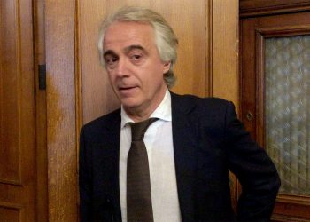 Grassani, “Società responsabili, può aiutare un passaporto covid”