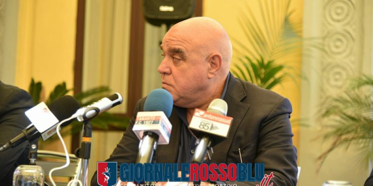 Taranto, conferenza stampa di presentazione per Montervino e Laterza (LA FOTOGALLERY)