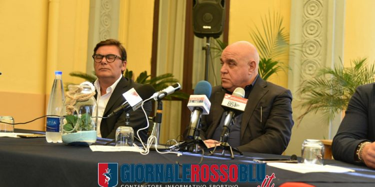 Taranto, conferenza stampa di presentazione per Montervino e Laterza (LA FOTOGALLERY)