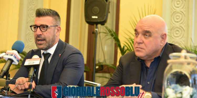 Taranto, conferenza stampa di presentazione per Montervino e Laterza (LA FOTOGALLERY)