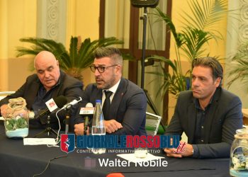 Taranto, conferenza stampa di presentazione per Montervino e Laterza (LA FOTOGALLERY)