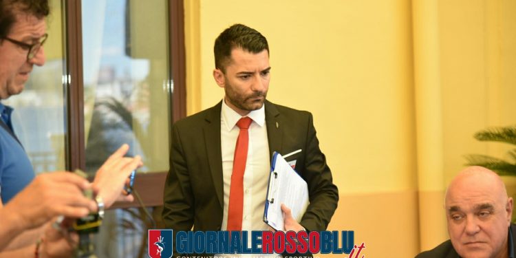 Taranto, conferenza stampa di presentazione per Montervino e Laterza (LA FOTOGALLERY)