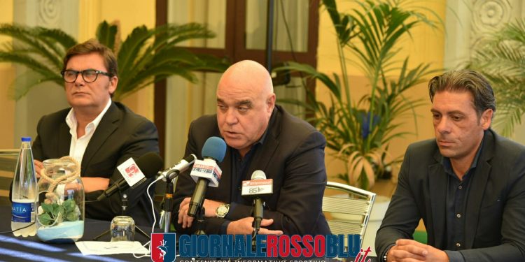 Taranto, conferenza stampa di presentazione per Montervino e Laterza (LA FOTOGALLERY)