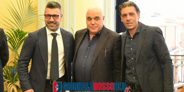 Taranto, conferenza stampa di presentazione per Montervino e Laterza (LA FOTOGALLERY)