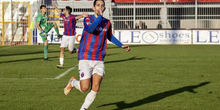 Foggia, “Il mio procuratore ha parlato con Danilo Pagni”