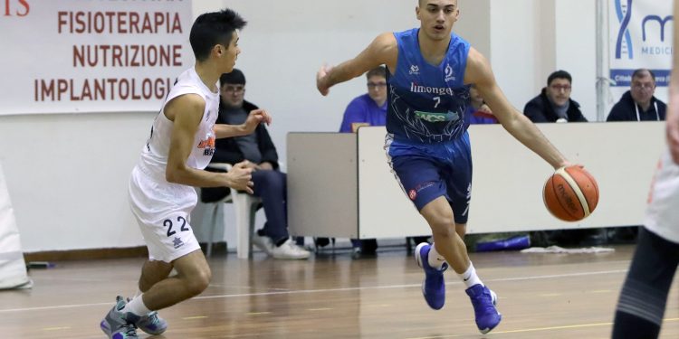 Ufficiale, Cus Jonico arriva un giovane play