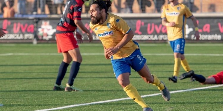 Casarano, ufficiale la firma di Samon Reider Rodriguez