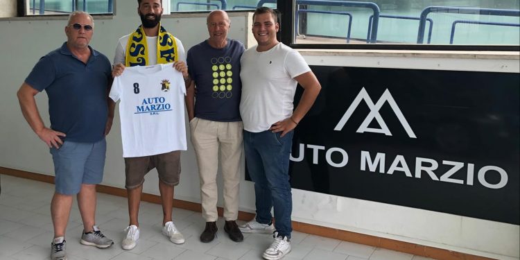 Ex Taranto, Mauro Gori firma per l’Ostuni