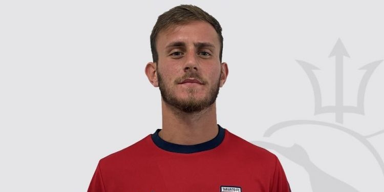 Taranto, ufficiale la firma di Francesco Stasi