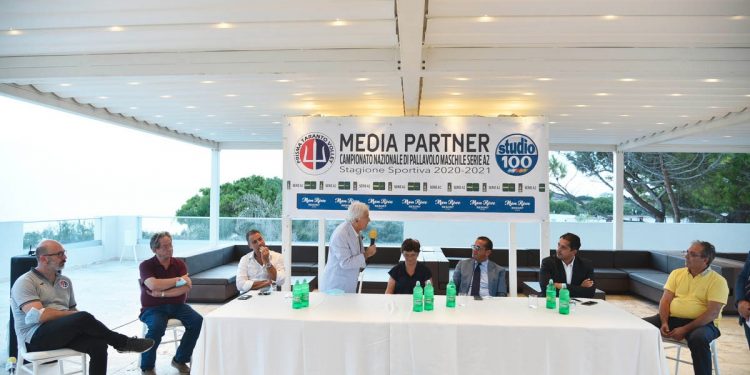 Prisma Taranto Volley, Studio100 TV è il media partner. La fotogallery della conferenza stampa