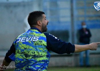 De Luca, “Non firmerei mai per un pareggio a Taranto”