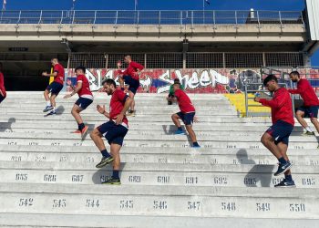 Taranto, lavoro sodo sui gradoni dello Iacovone
