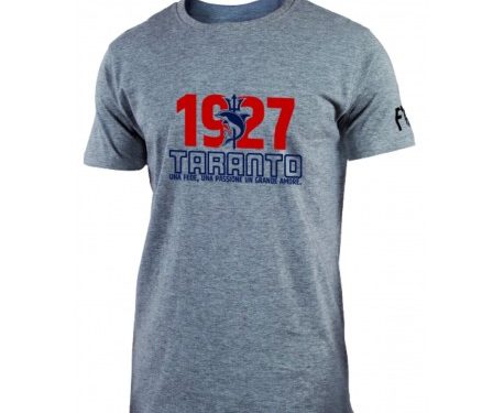 Taranto, tutto il nuovo abbigliamento sportivo e il mechandising