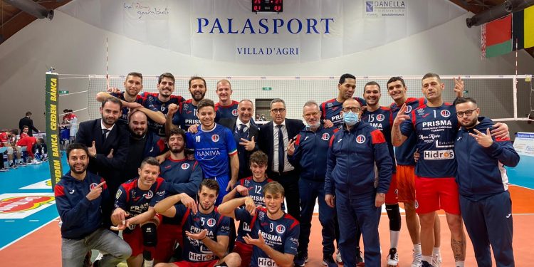 Prisma Taranto Volley, in un match combattuto conquista tre punti e si aggancia al treno di testa