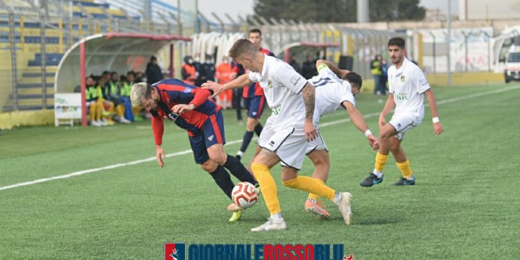 Gravina-Taranto 1-1, la cronaca: ancora una beffa nei minuti di recupero