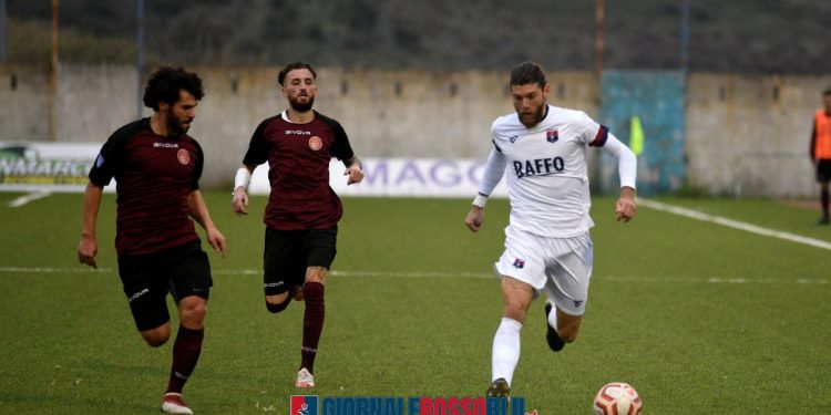 Taranto-Real Agro Aversa 2-1, la cronaca: Santarpia-Rizzo. Vittoria e secondo posto