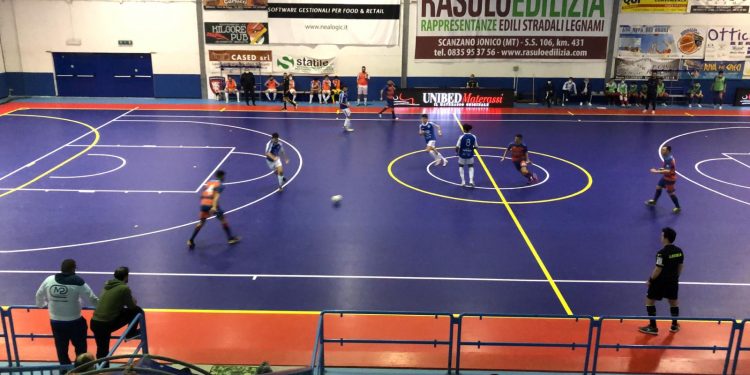 Bernalda Futsal, rossoblu travolgenti al ritorno in campo