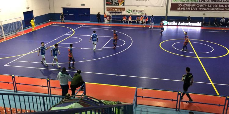 Bernalda Futsal, rossoblu travolgenti al ritorno in campo