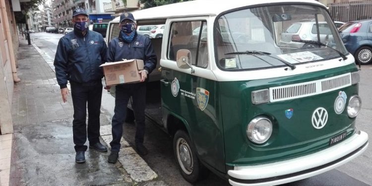 Solidarietà a bordo delle auto d’epoca