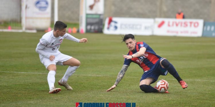 Team Altamura-Taranto 0-0, la cronaca: non basta il cuore. Finisce a reti bianche