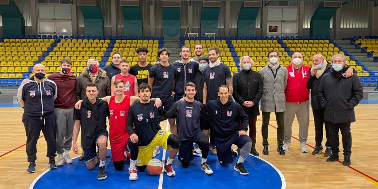 Visita dell’assessore allo Sport Fabiano Marti al CUS Jonico Basket